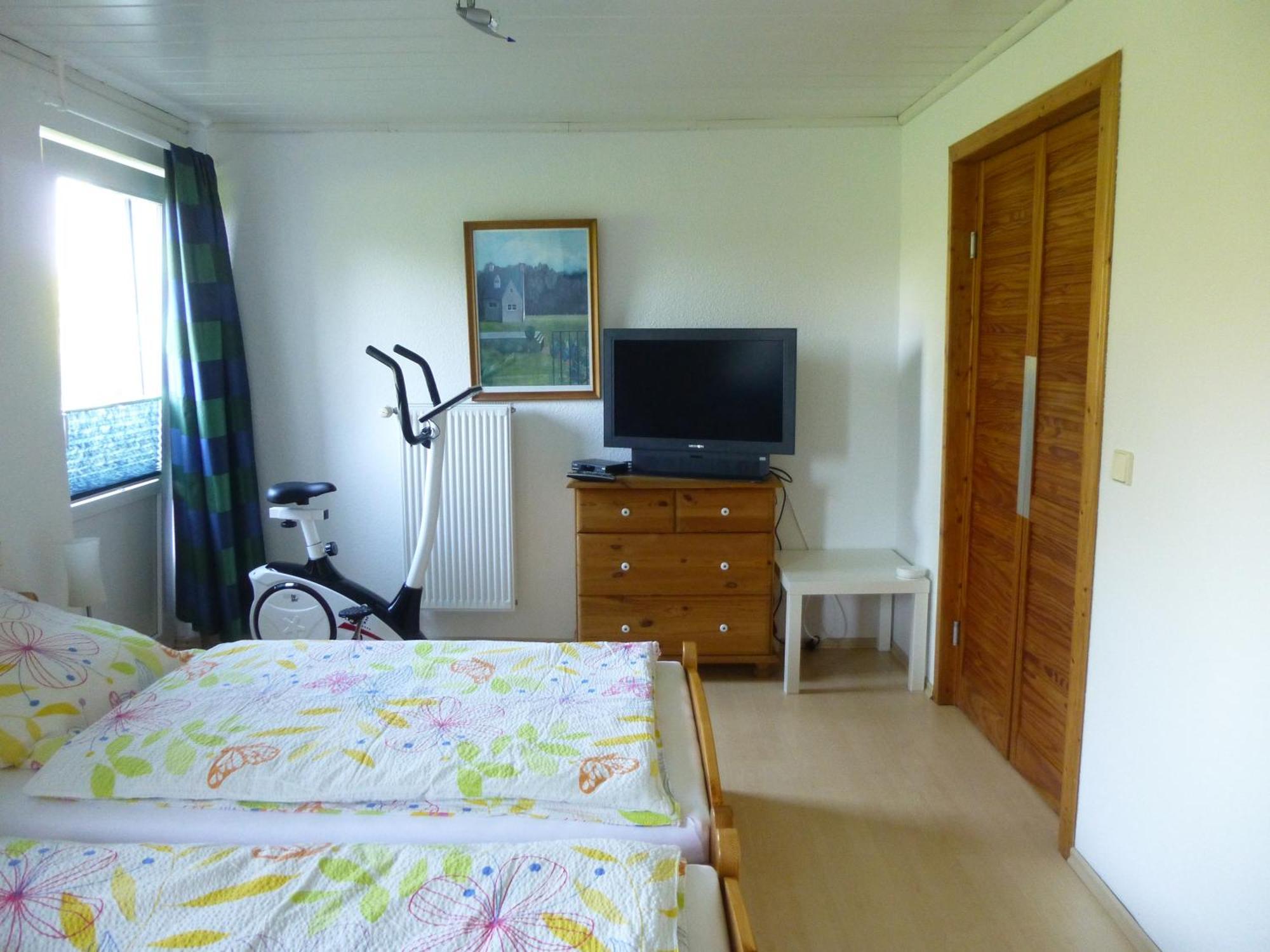 Ferienwohnung Stoeterau - Ebenerdige Fewo Mit Sonnenterrasse Erfde Luaran gambar